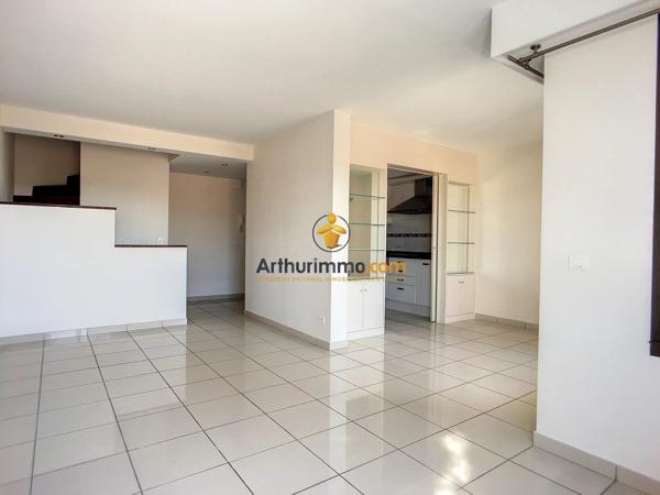 Vente                                                      Appartement
                        
                     3 pièces                      71 m2                     à Perpignan