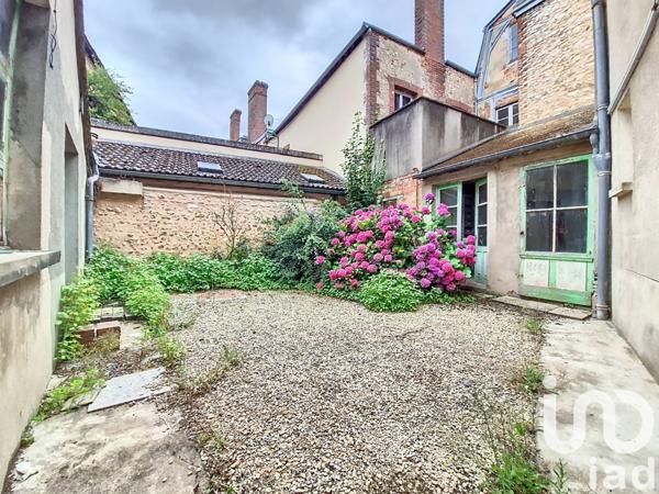 Building for sale 200 m² Châtillon-Coligny