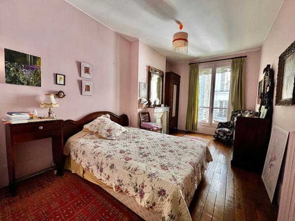 Maison Paris 13 pièce(s) 288.56 m2