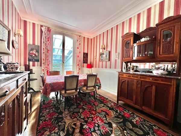 Maison Paris 13 pièce(s) 288.56 m2