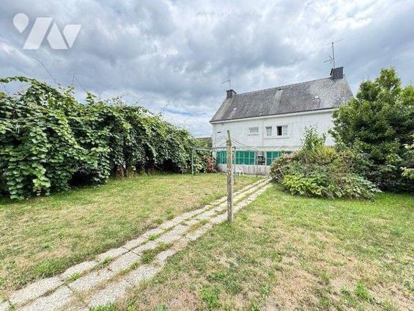 MAISON À VENDRE ? MOELAN SUR MER (29) 

Bourg de Kergroës, maison édifiée en 1970 sur sous so...