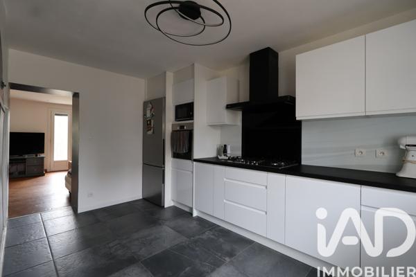 Maison à vendre 5 pièces 151,8 m² Saint-Yorre