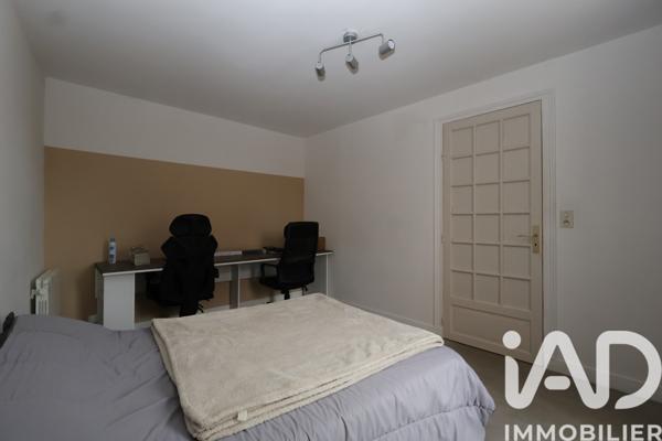 Maison à vendre 5 pièces 151,8 m² Saint-Yorre
