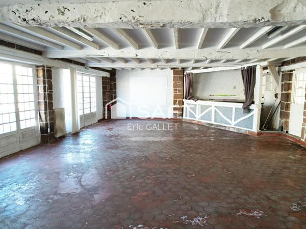 Exceptionnel ensemble immobilier à exploiter