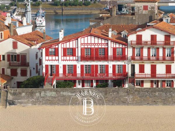 Saint-Jean-de-Luz, Maison 12 Chambres -  800 m² à vendre