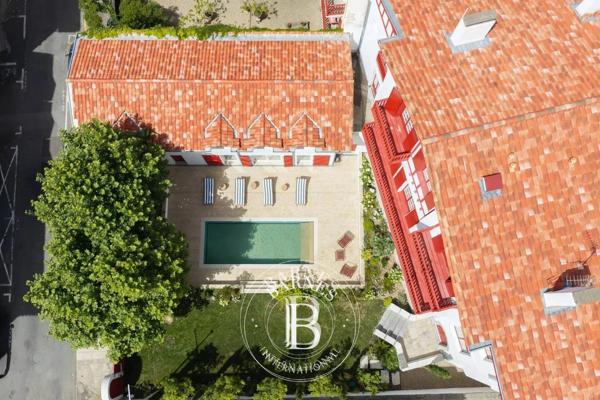 Saint-Jean-de-Luz, Maison 12 Chambres -  800 m² à vendre