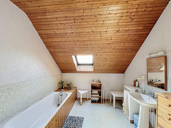 Belle maison familiale avec vie de plain pied à Montilliers