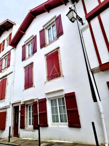 CIBOURE QUARTIER CROIX ROUGE  APPARTEMENT DE 114,32 M² EN REZ-DE-JARDIN AVEC JARDIN PRIVATIF DE 200 M² ET DOUBLE GARAGE FERMÉ