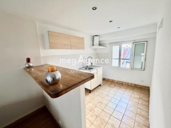 Appartement à PONTOISE, 95300 - 2 pièces 45m²