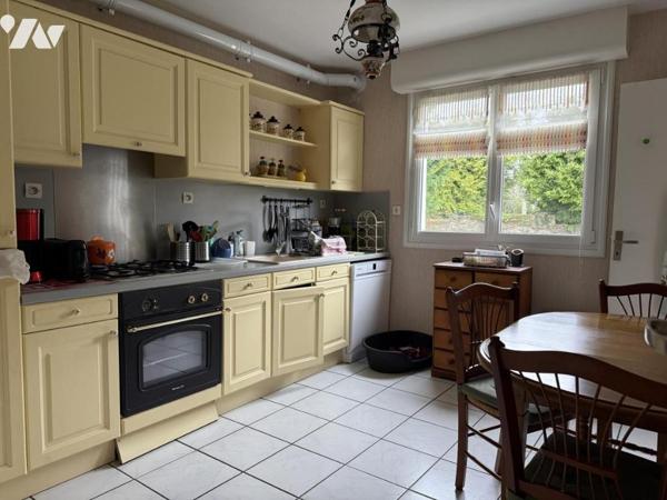 Coeur de Ville appartement T3 de 82m²  avec ascenseur. Cave et Garage