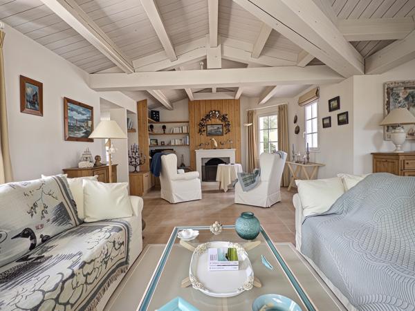 Maison 153 m² Loix environement privilégié – Exclusivité