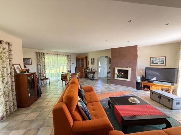 Maison Aire Sur L Adour 6 pièce(s) 151 m2