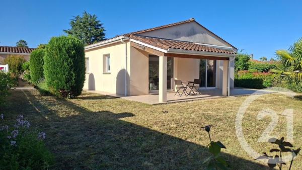 Maison à vendre  8 pièces - 187,75 m 2   PUYMOYEN  - 16
