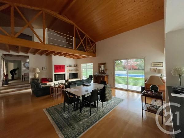 Maison à vendre  8 pièces - 187,75 m 2   PUYMOYEN  - 16