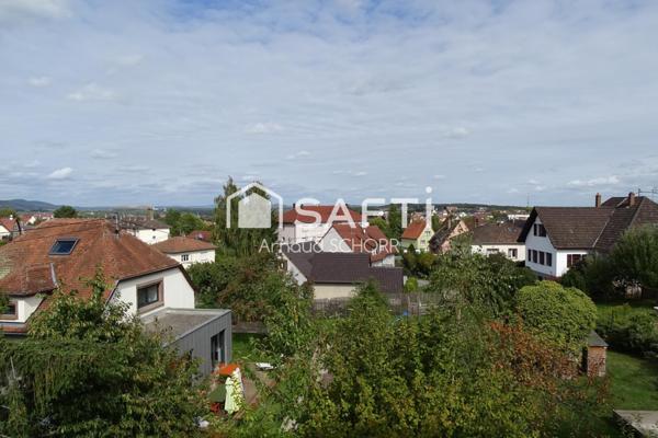 Avec superbe vue dégagée et entrée indépendante