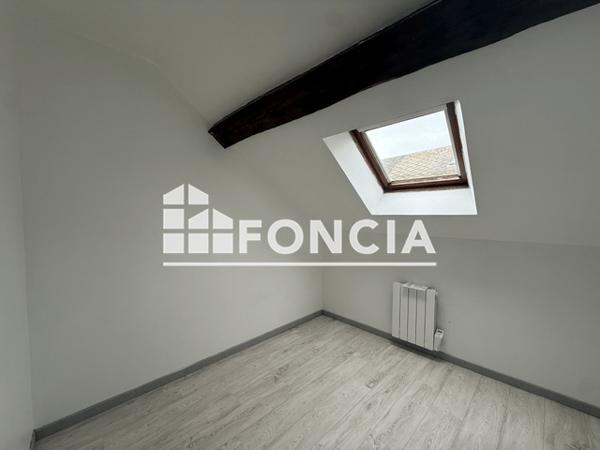 Location Appartement 2 pièces 25.21 m² - 9 RUE BOURBON Charleville-mezieres 08000