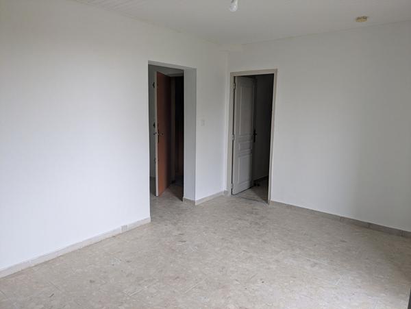 Location appartement Le Pontet - 4 pièce(s) - 65 m² - 690 €/mois