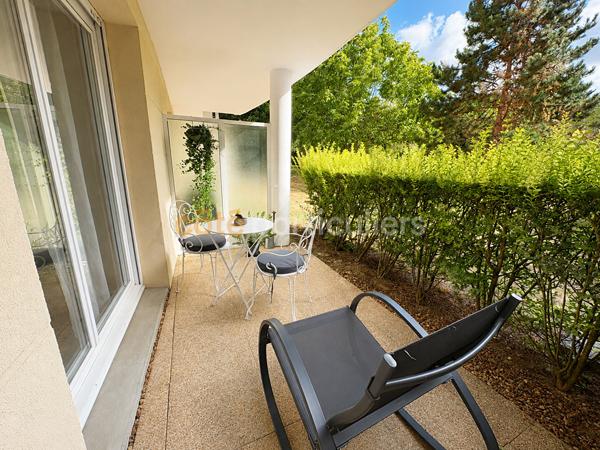 Vente
                Appartement45 m² - 2 Pièces -
                    AMBOISE (37400)