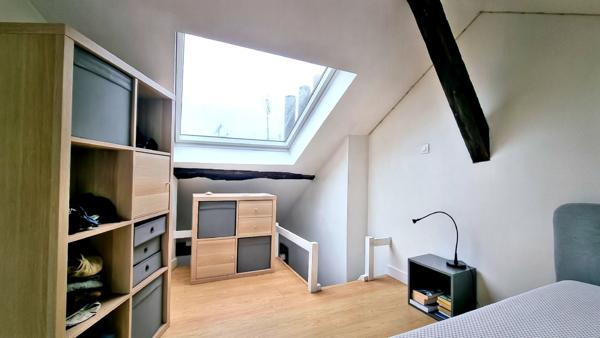 Appartement
                                                                                                                                                                                                                                                                                                                        2 pièce(s)                                                                                                                                                                                                          1 chambre(s)                                                                                                                                                                                                          41.76  m²