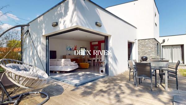 Maison d'architecte Deux habitations indépendantes (300m2) - piscine intérieure - DPE B