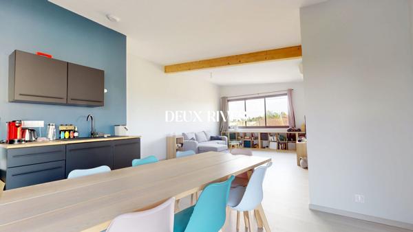 Maison d'architecte Deux habitations indépendantes (300m2) - piscine intérieure - DPE B