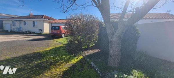 LA CRECHE, pavillon de plain-pied de 85 m² 