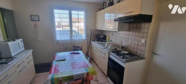 LA CRECHE, pavillon de plain-pied de 85 m² 
