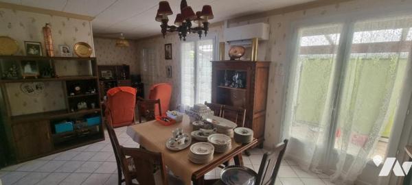 LA CRECHE, pavillon de plain-pied de 85 m² 