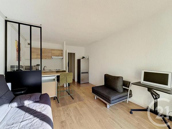 Appartement Studio à vendre  1 pièce - 27,16 m 2   ST RAPHAEL  - 83