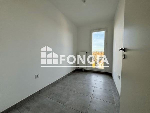 Location Appartement 3 pièces 67.53 m² - 4 RUE LAKANAL Sartrouville 78500