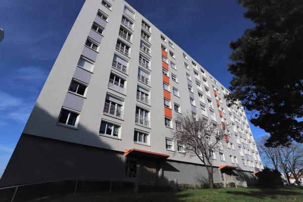 44400 REZE REZE 8 MAI - Appartement meublé 3 chambres - 74 m²