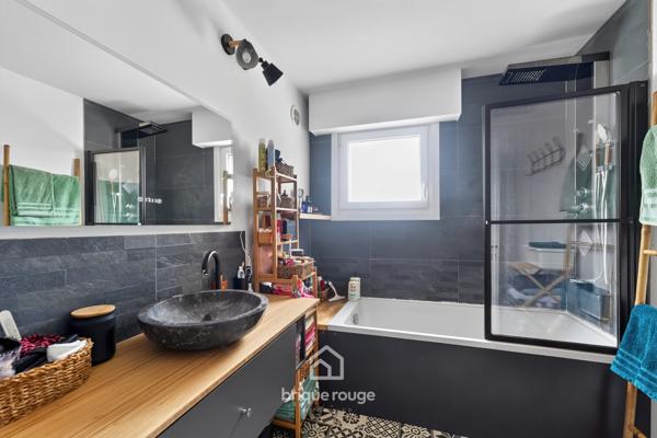 appartement 68 m² en rdc 2 chambres entièrement rénové