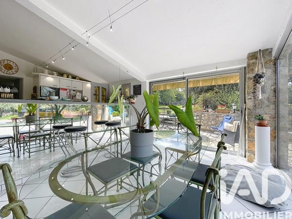 Maison à vendre 6 pièces 166 m² Fayence