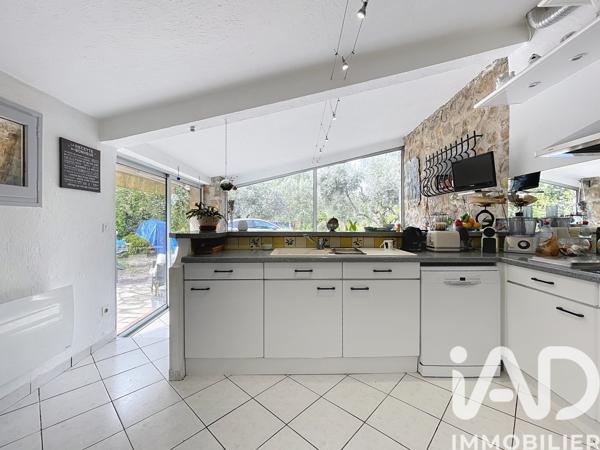 Maison à vendre 6 pièces 166 m² Fayence