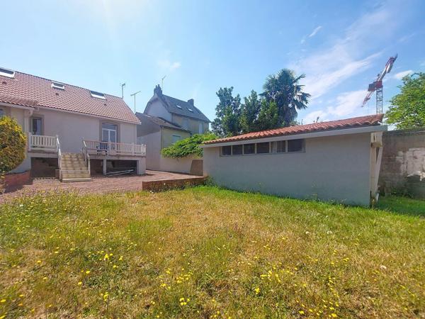 Maison à CHOLET, 49300 - 6 pièces 120m²