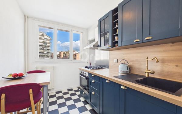 Appartement à vendre    4 pièces • 66,84 m2 Besançon