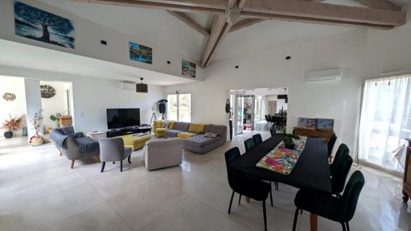 Maison villa Teyran 301 m²