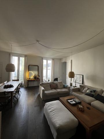 Très bel appartement T3 totalement rénové hyper centre La Rochelle