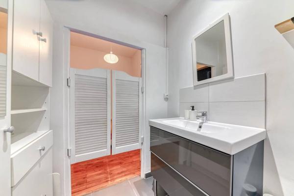T2 BIS VILLEURBANNE – 45,47 M² – RÉNOVÉ – CACHET DE L’ANCIEN