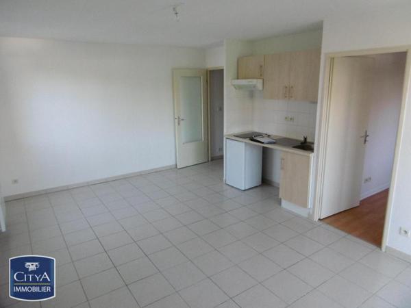 Appartement à louer 2 pièces 38.49m² Cazères (31220)