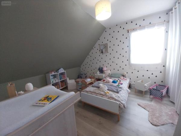 Pavillon à vendre à Loiron-Ruillé en Mayenne (53320), ref : 53090-870