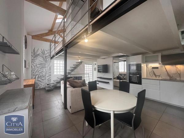 Maison à louer 2 pièces 44.93m² Marseille (13008)