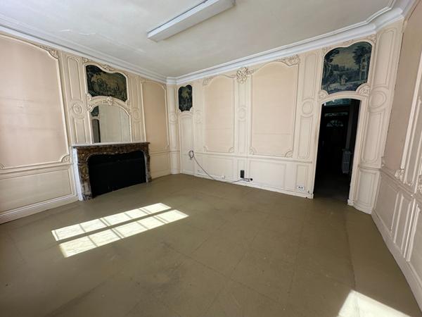 Immeuble Milly La Foret 15 pièce(s) 300 m2