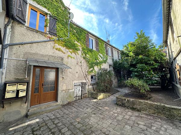 Immeuble Milly La Foret 15 pièce(s) 300 m2