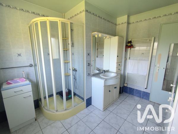 Maison à vendre 6 pièces 121 m² Lamorlaye