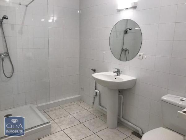 Appartement à louer 2 pièces 43.9m²