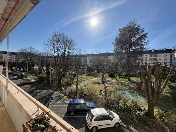 Appartement à vendre à Chambéry en Savoie (73000), ref : 73006-293