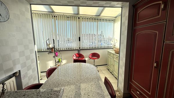 Immeuble 7 pièces - 255 m²