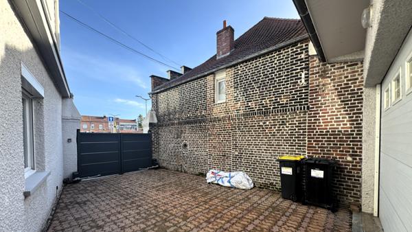 Immeuble 7 pièces - 255 m²