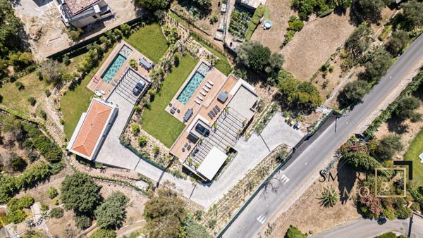 Mougins – Villa contemporaine d’exception : piscine, sauna, hammam